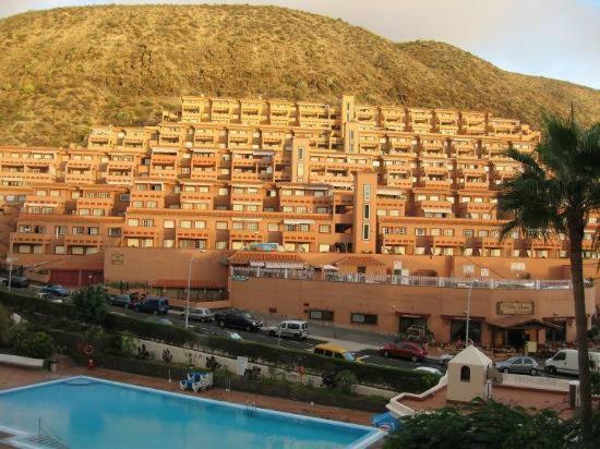 Hotel apartamentowy Castle Harbour 3*