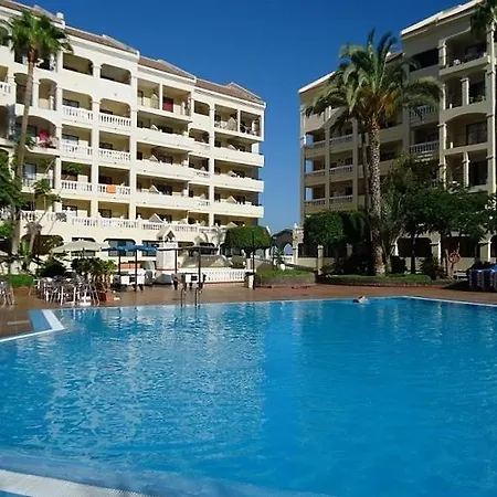 Castle Harbour Aparthotel Los Cristianos  Exterior photo