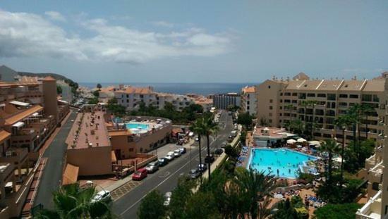 Castle Harbour Official Apartahotel